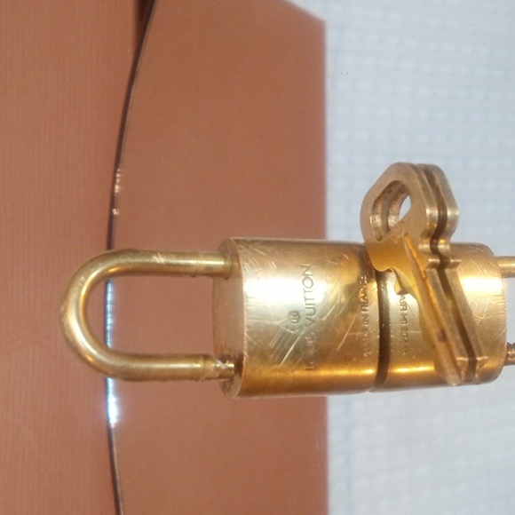 Louis Vuitton lock and key 312 - Picture 4 of 5